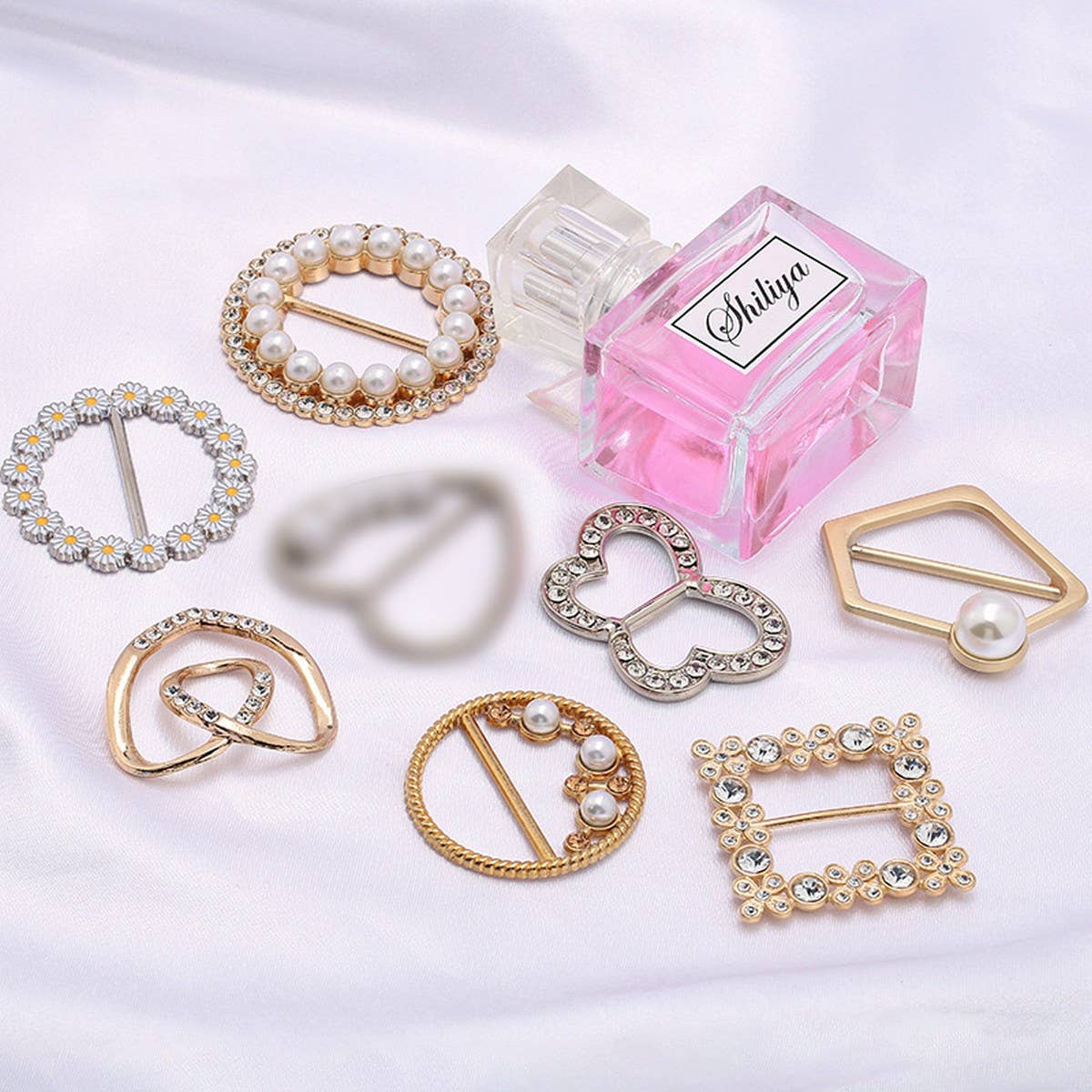 FIVE-POINTED STAR PEARL INLAID SILK SCARF RING