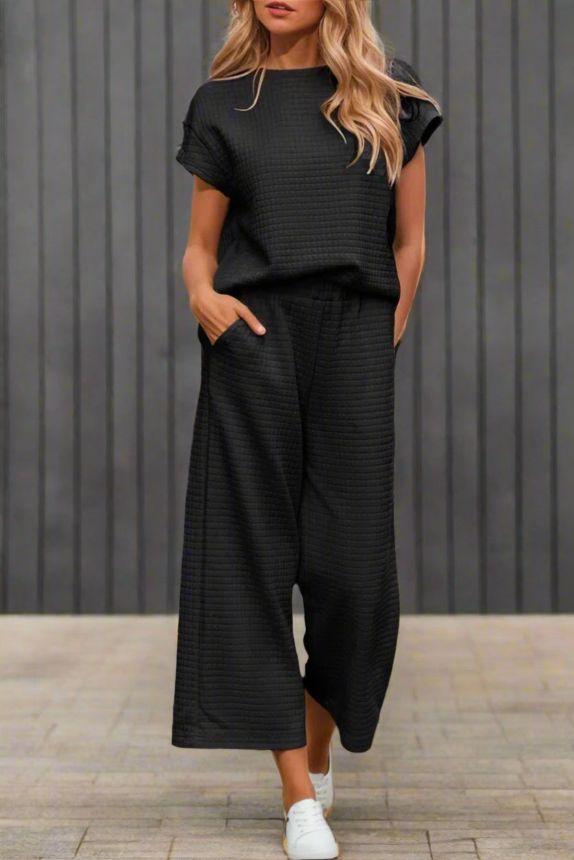 Relaxed, Textured Duo