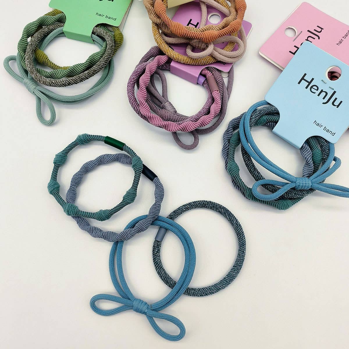 4 pack of hair ties