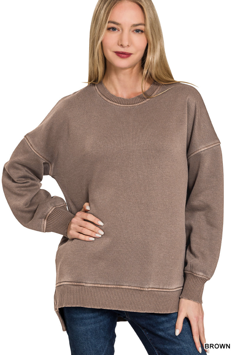 Pigment dyed fleece sweatshirt with pockets