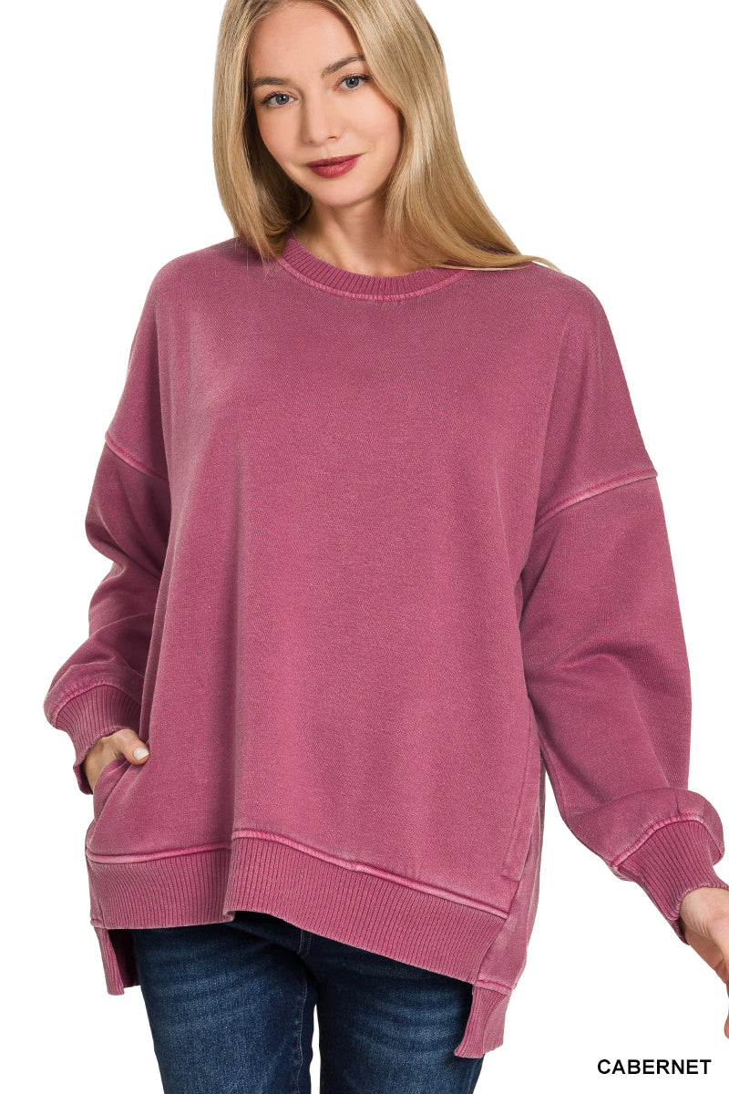 Pigment dyed fleece sweatshirt with pockets