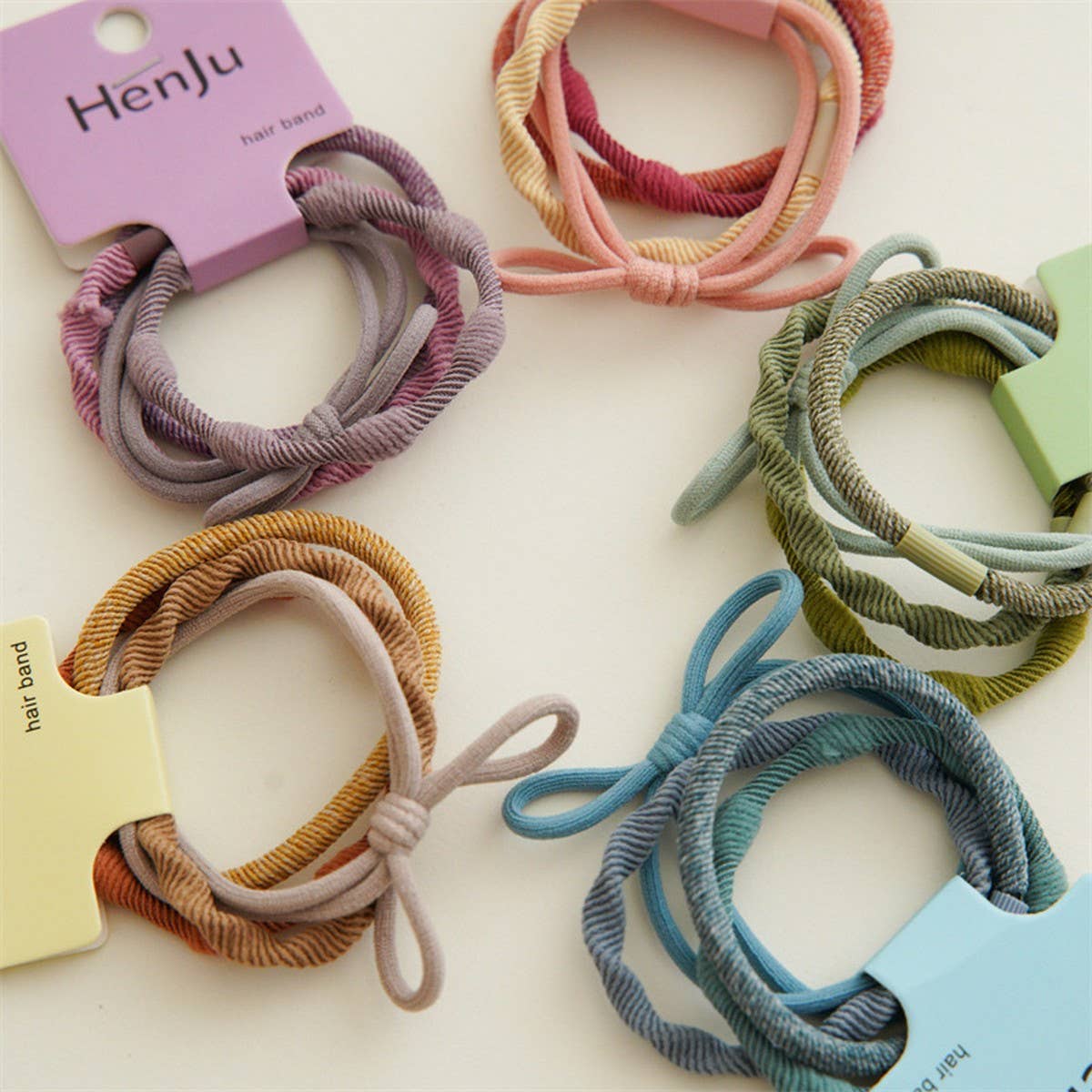 4 pack of hair ties