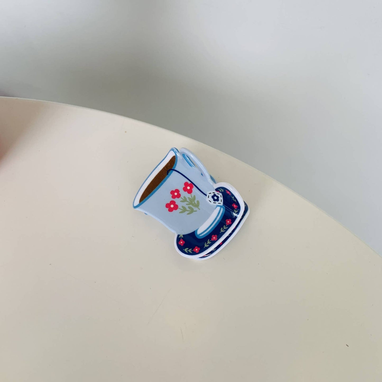 COFFEE CUP CLAW HAIR CLIPS
