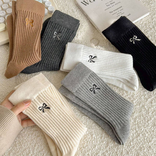 Bow Embroidered Crew Socks