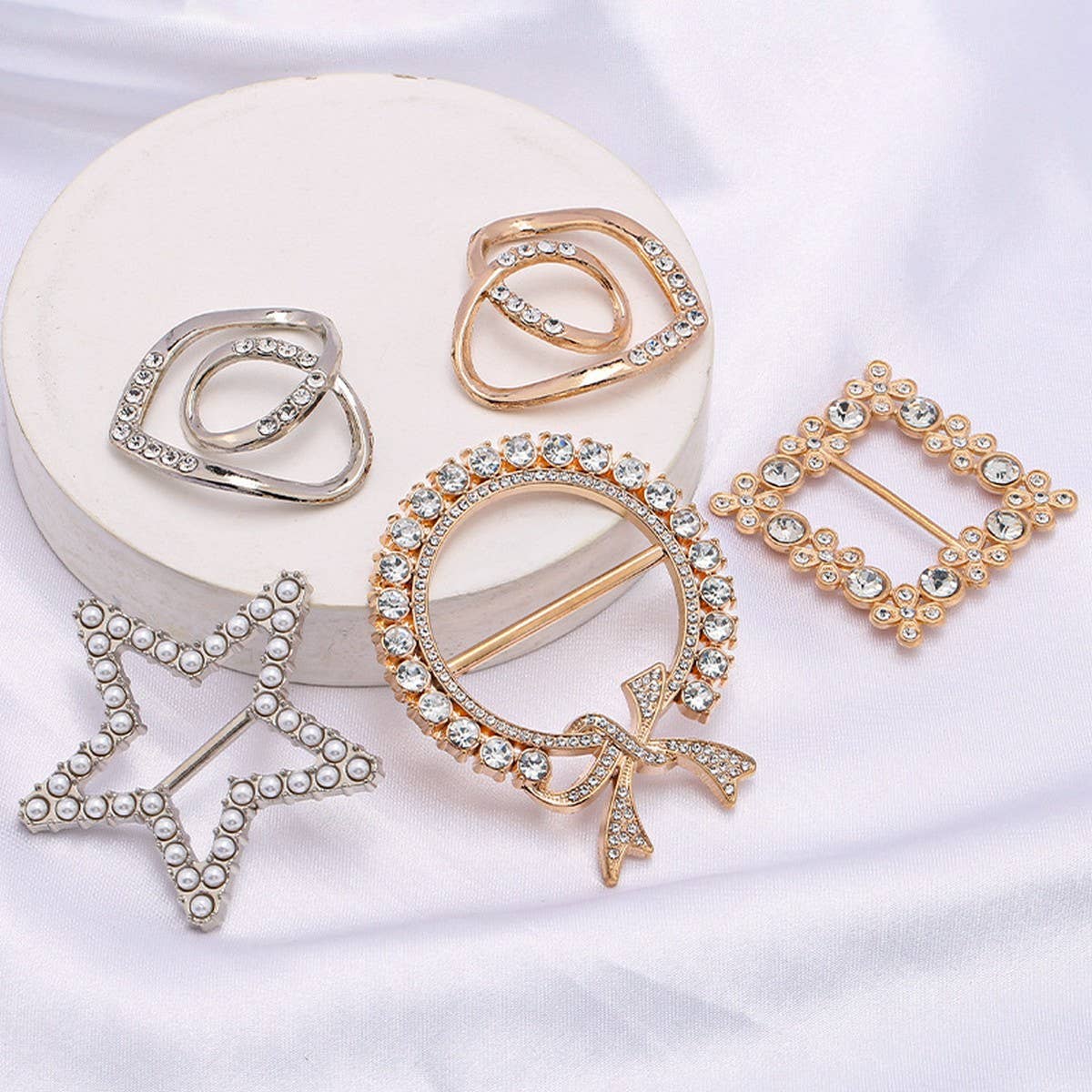 FIVE-POINTED STAR PEARL INLAID SILK SCARF RING