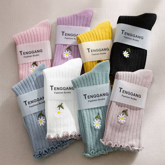 Flower Crew Ruffle Socks