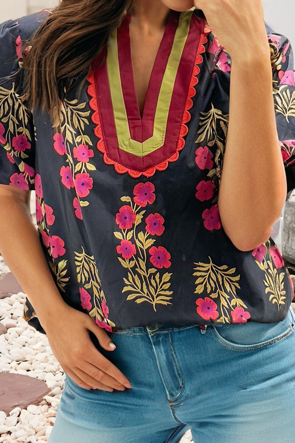 The Brunch Date Blouse – Black or White Floral Bubble Sleeve Contrast Slit Neck Top