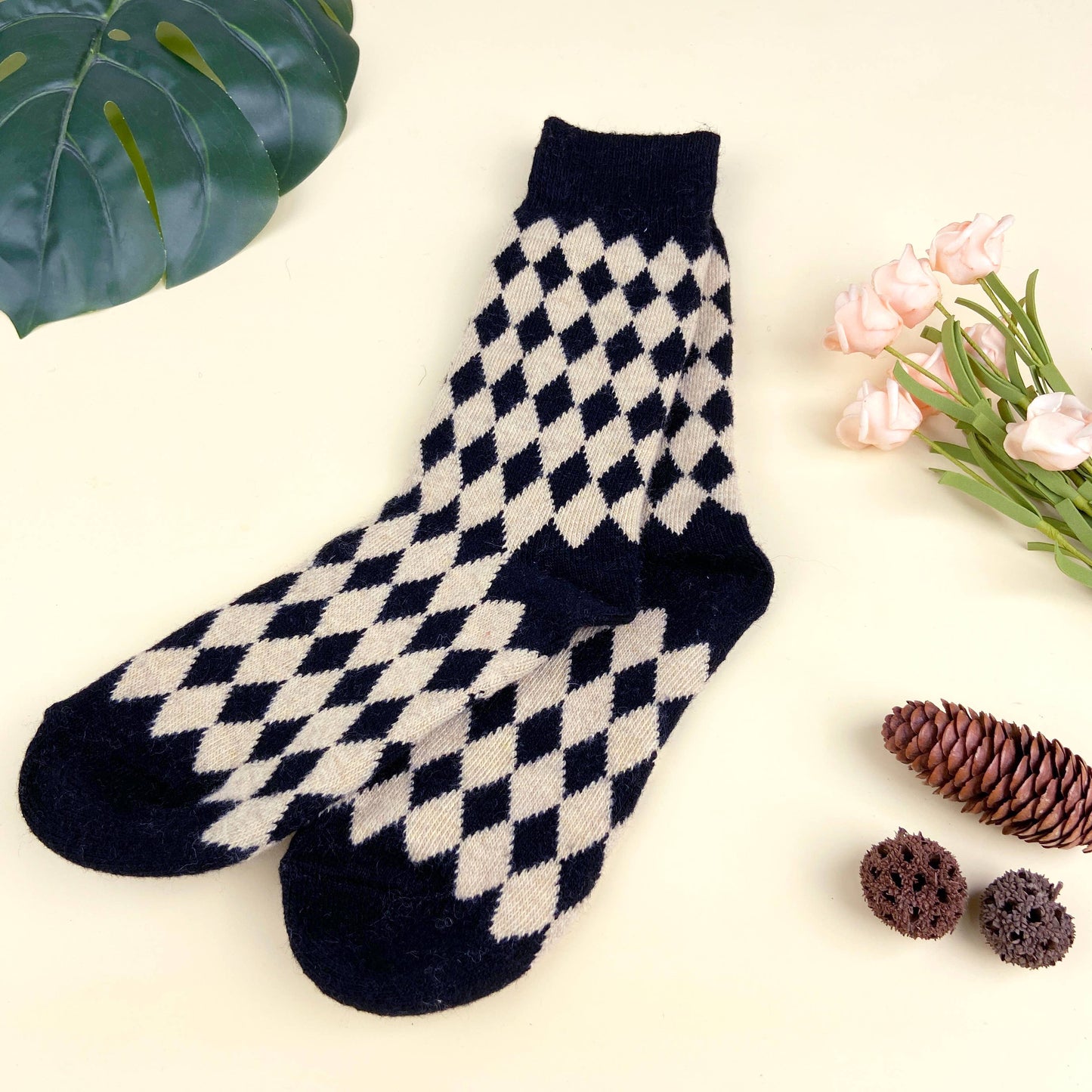 Cashmere Rhombus Socks
